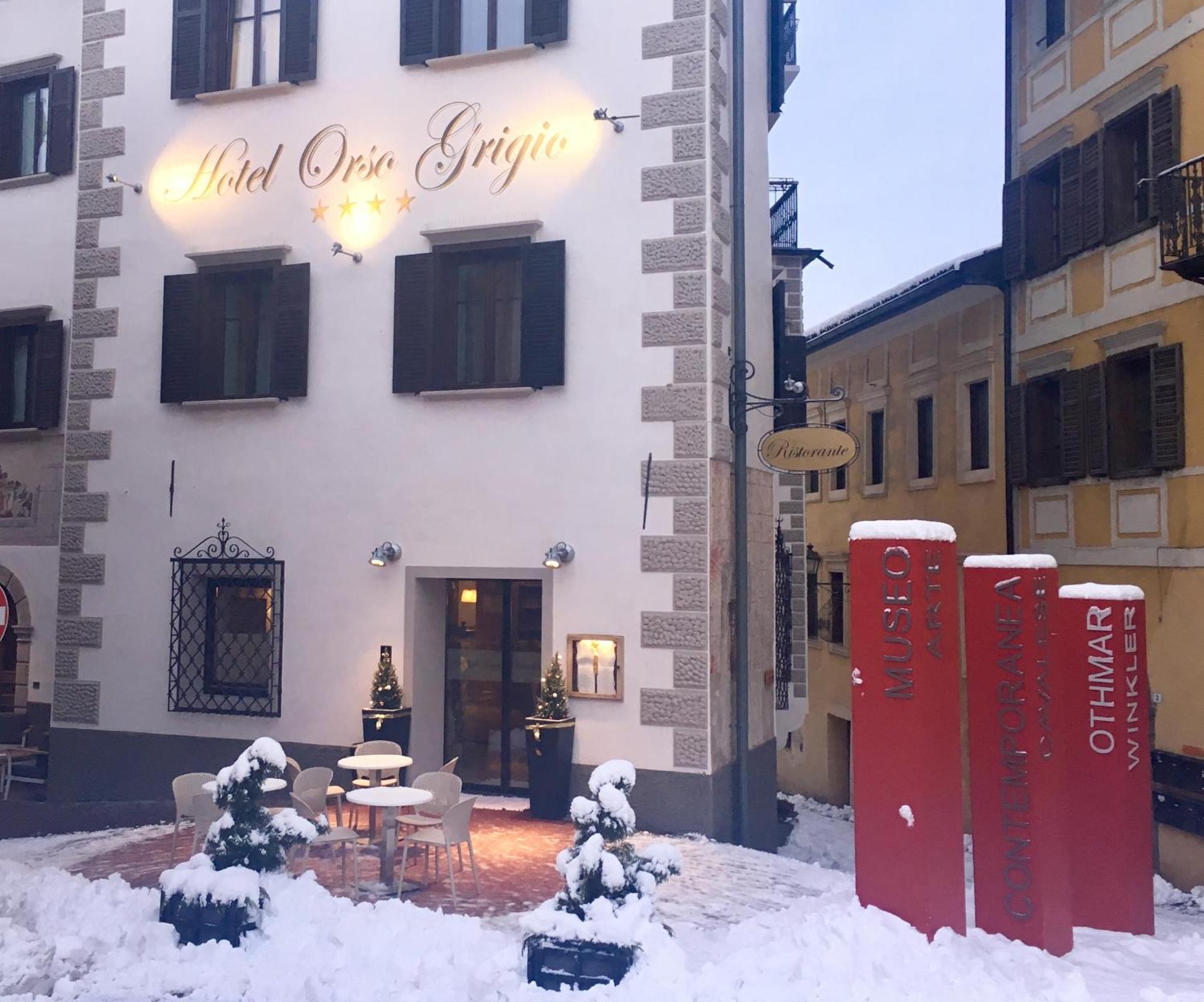 Hotel Orso Grigio Cavalese Exteriör bild
